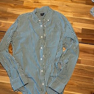 J. Crew Green and white Oxford Button Down SZ M